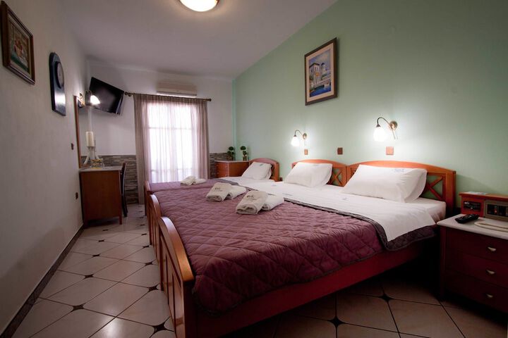 Room 20 of 77