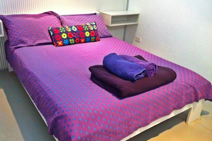 Room 6 of 48