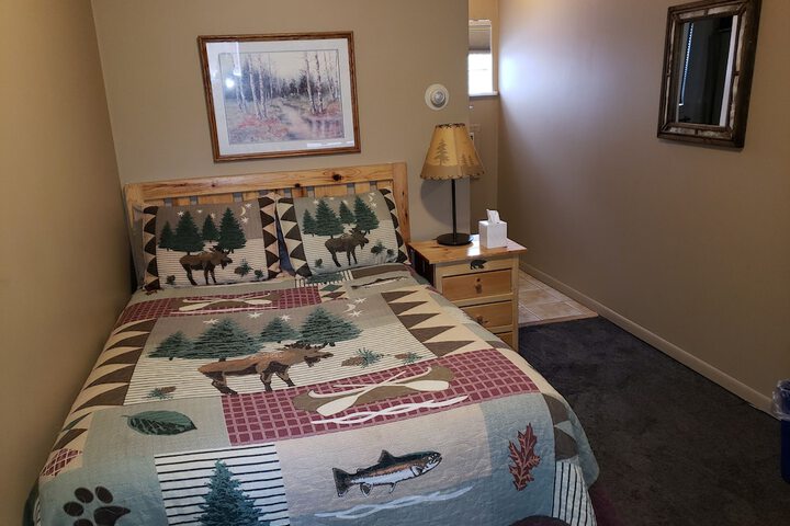Room 11 of 66