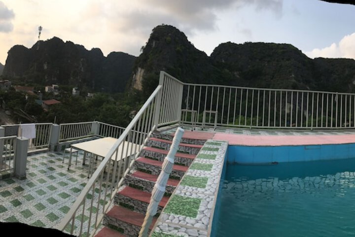 Pool 34 of 69