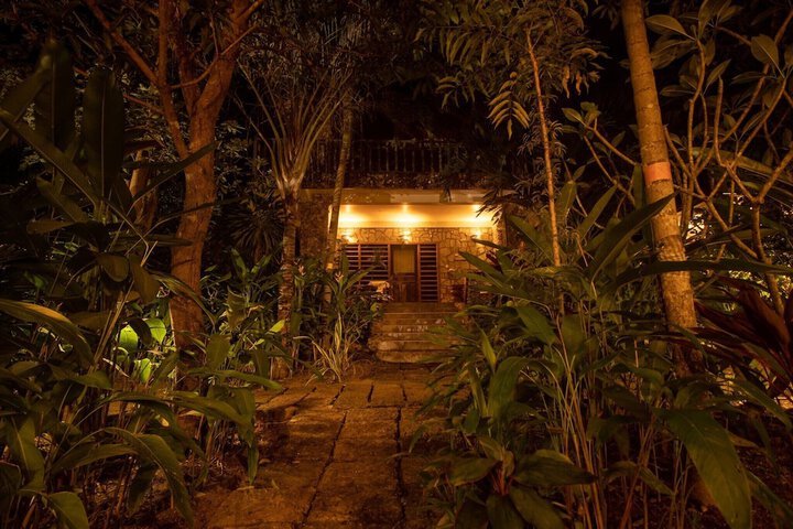 Hotel Exterior 94 of 117