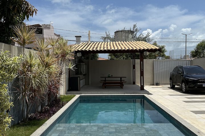 Pool 22 of 25