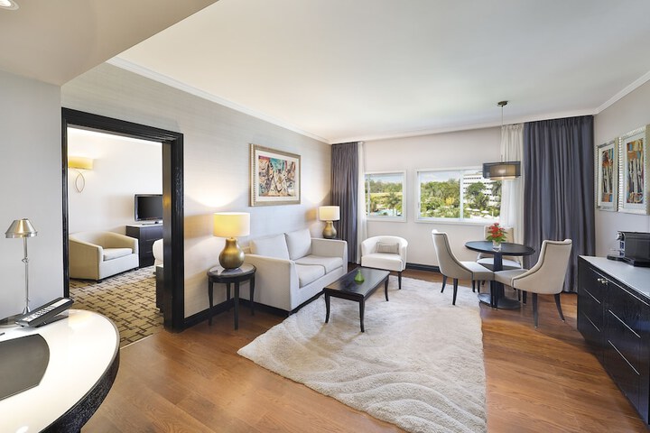 Room 50 of 131