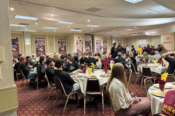 Banquet hall