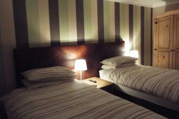 Room 31 of 49