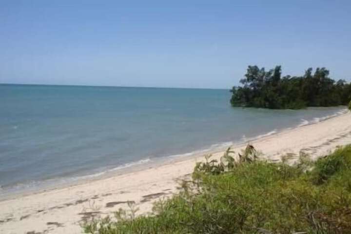 Beach 38 of 42