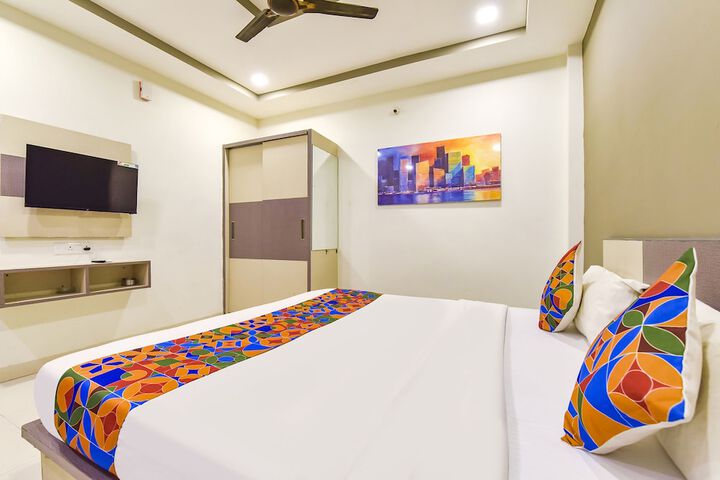 Room 21 of 35