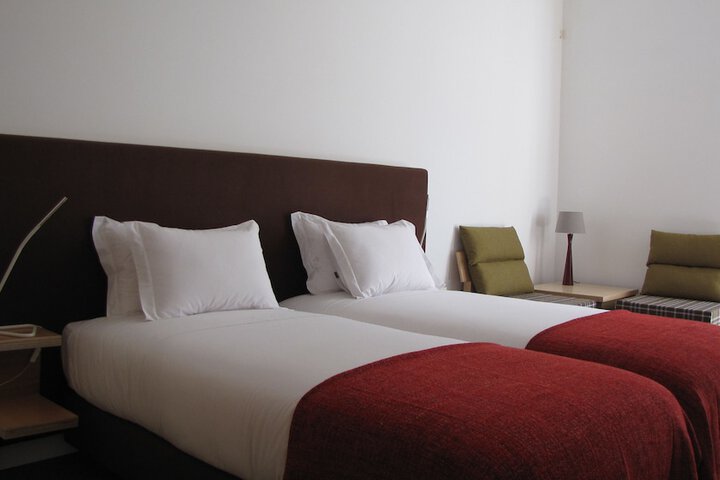 Room 4 of 53