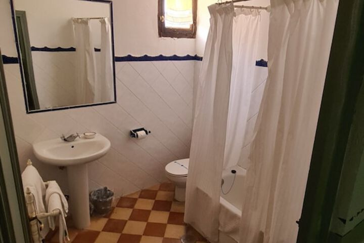 Room 45 of 80