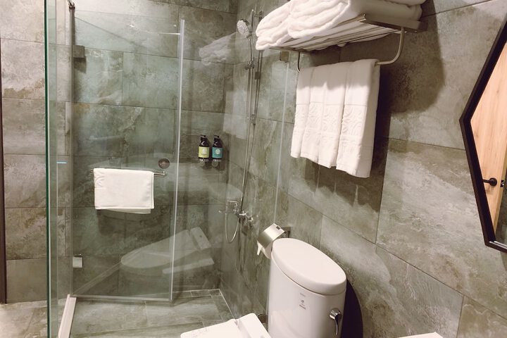 Room 40 of 66