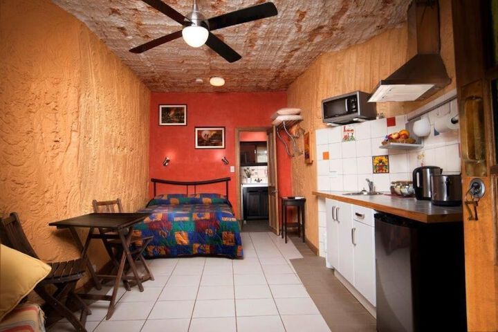 Room 17 of 41