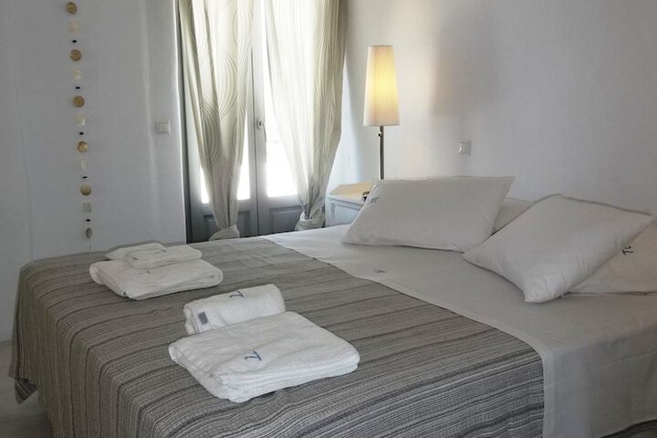 Room 6 of 23