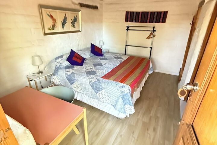 Room 9 of 150