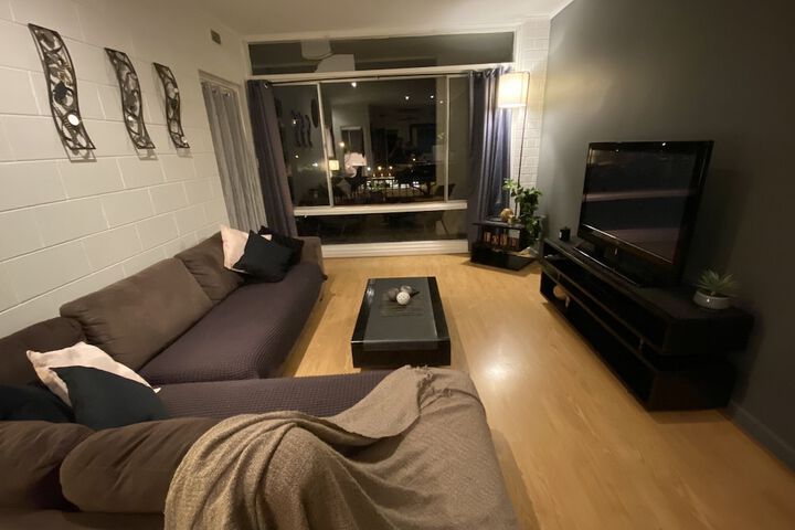 Room 146 of 204