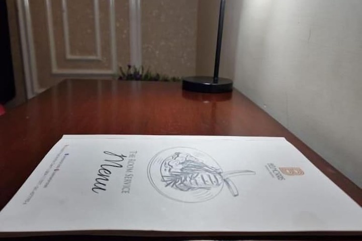 Room 9 of 67