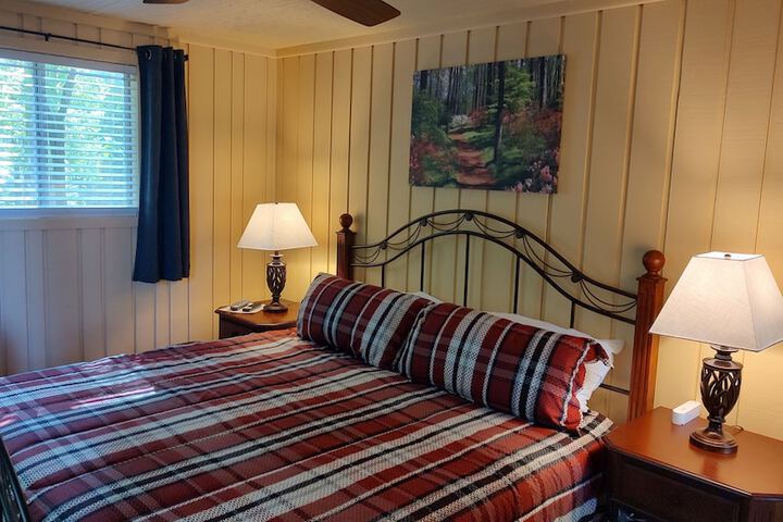 Room 85 of 232