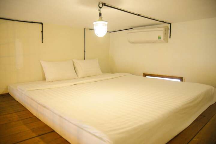 Room 7 of 20