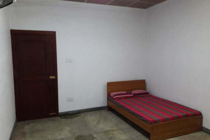 Room 3 of 23