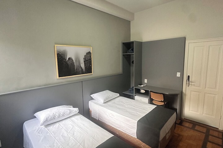 B.Hotel 888