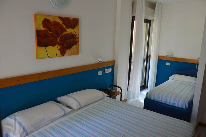 Room 15 of 68