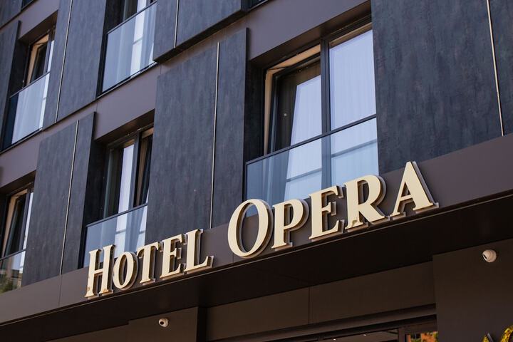 Hotel 30 of 31