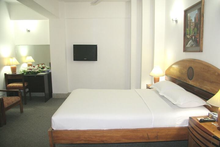 Room 19 of 29
