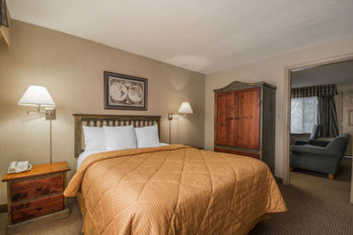 Room 5 of 25