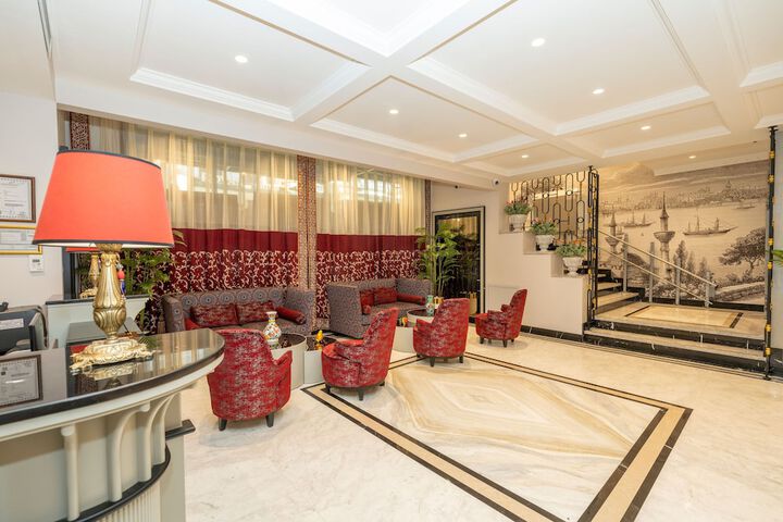 Hotel Lobby