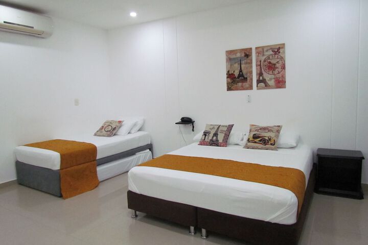 Room 30 of 59