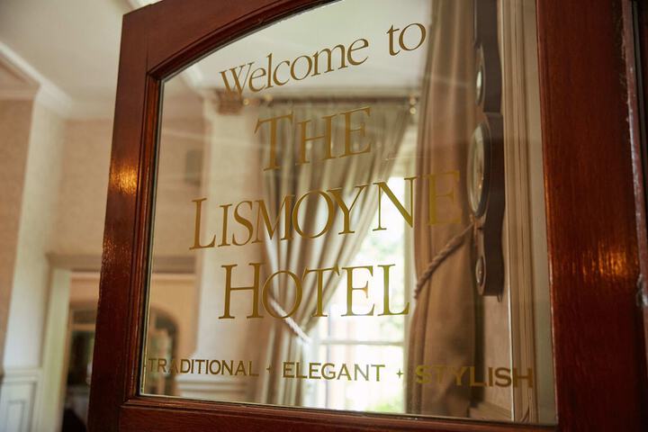 Hotel 2 of 142