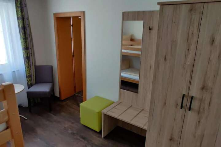 Room 20 of 61