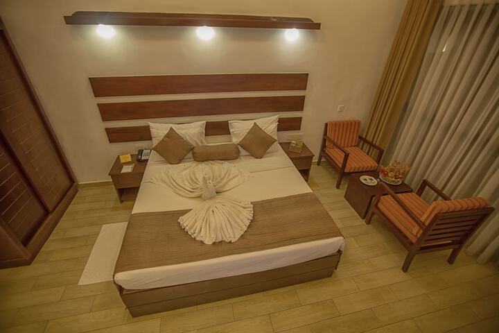 Room 7 of 43