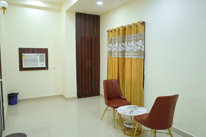 Room 7 of 17