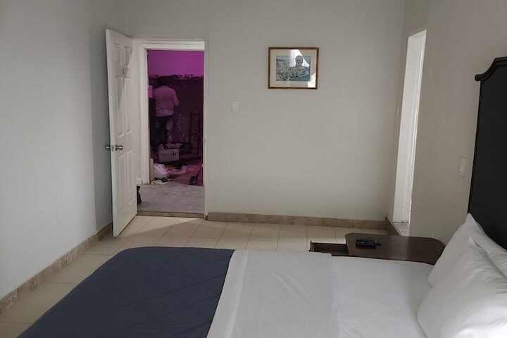Room 5 of 36