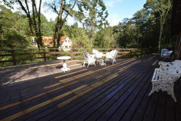 Sundeck 36 of 39