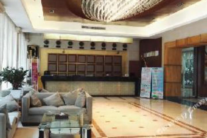 Xinyi Hotel