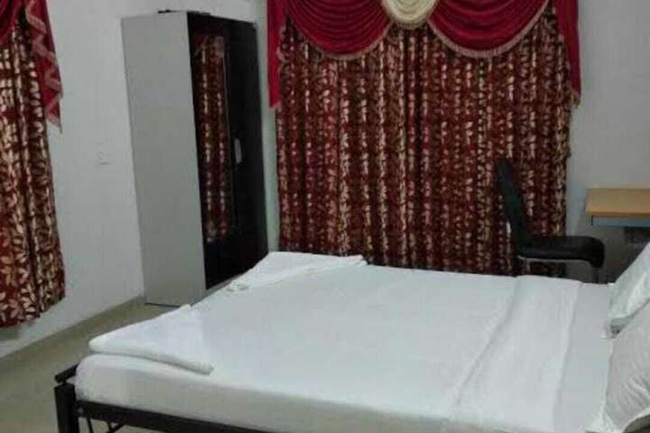 Room 2 of 11