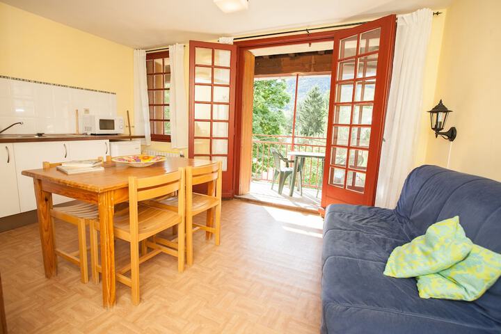 Room 6 of 27