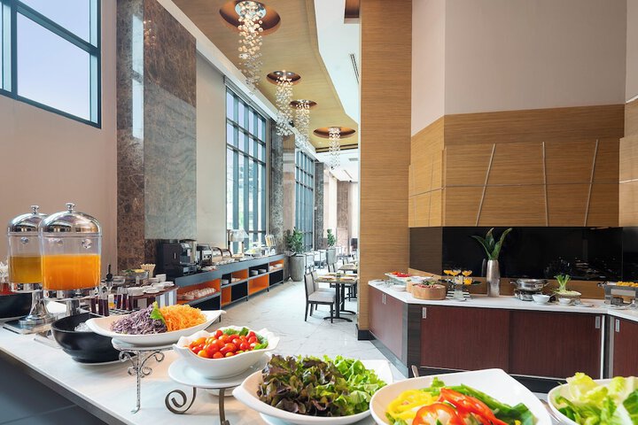 Dining Photos