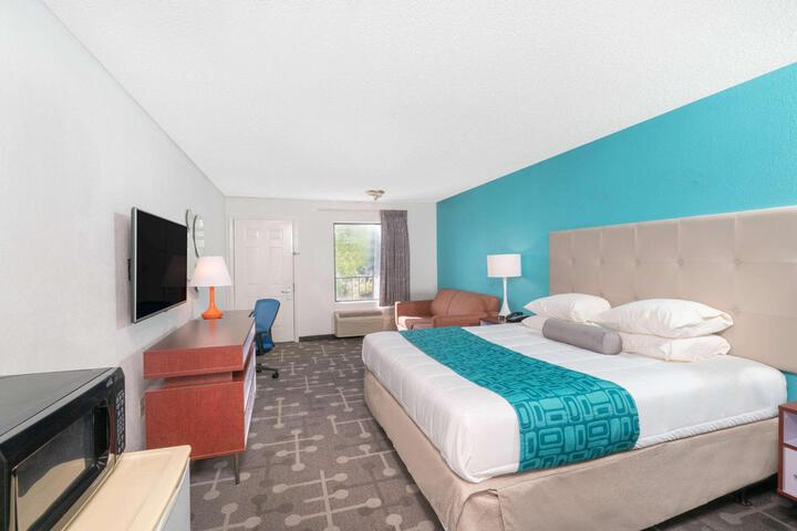 2 Double Beds (2 of 6)
