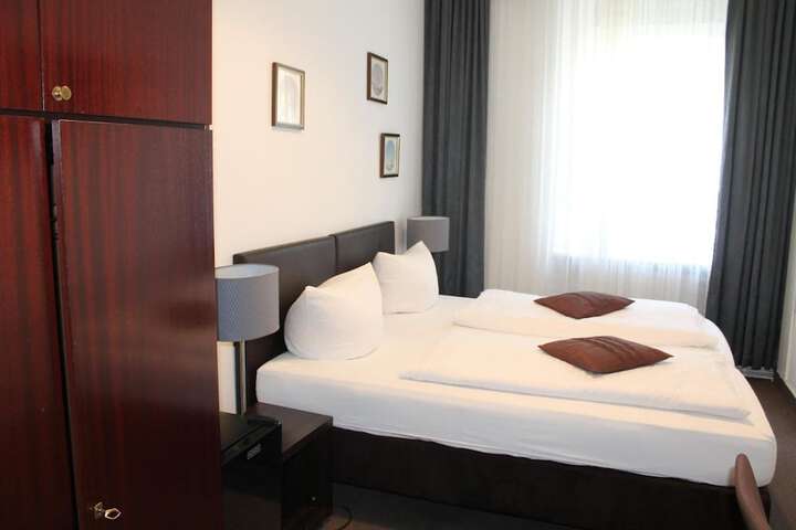 Room 14 of 51