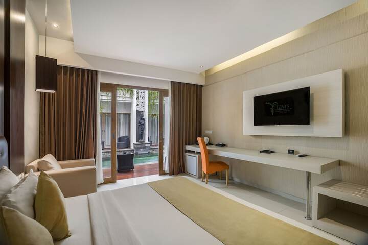 Room 9 of 57