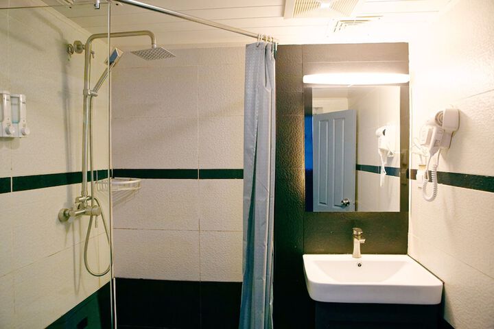 Room 19 of 52