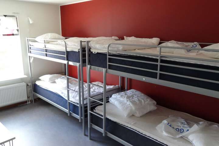 Room 4 of 45