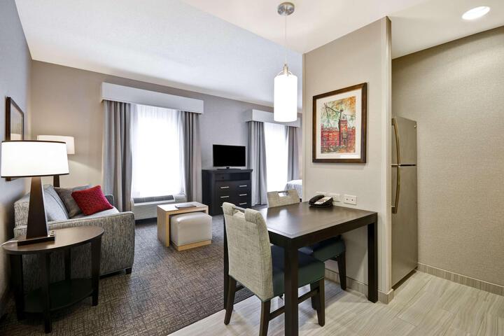 1 King Bed 1 Bedroom Suite (32 of 37)