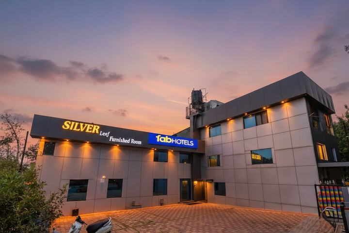 FabHotel Silver Leef and Resort
