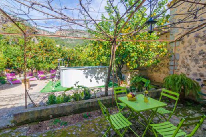Terrace/Patio 32 of 34