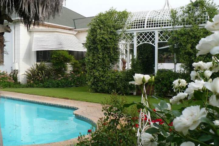 Hotel Pool