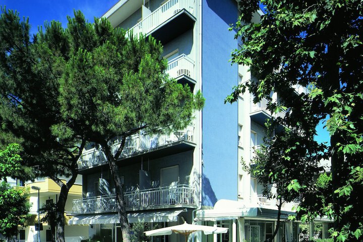 Hotel 38 of 39