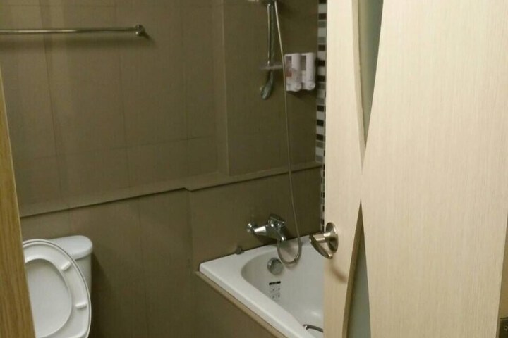 Room 129 of 147